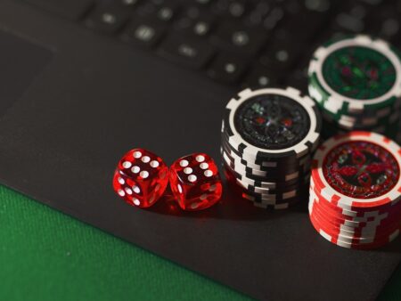 Unraveling the Intricacies of Online Casino Bonuses and Promotions